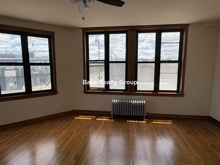 4806 N Kedzie Ave #103 — Photo 6