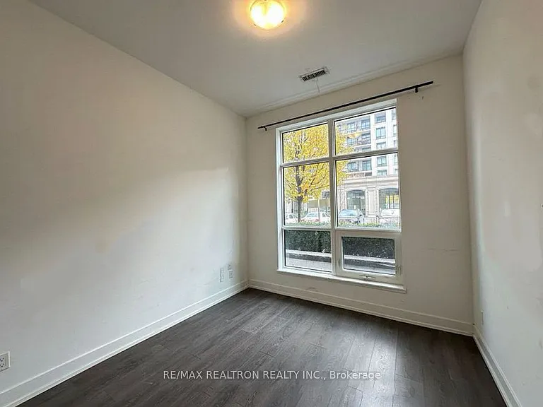 268 Buchanan Dr #117W — Photo 6