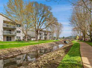 Knox Butte Apartments, Albany, OR 97322