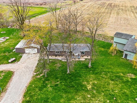 3rd image of 7329 Butt Rd