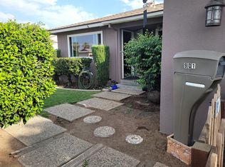 901 W Holland Ave, Clovis, CA 93612