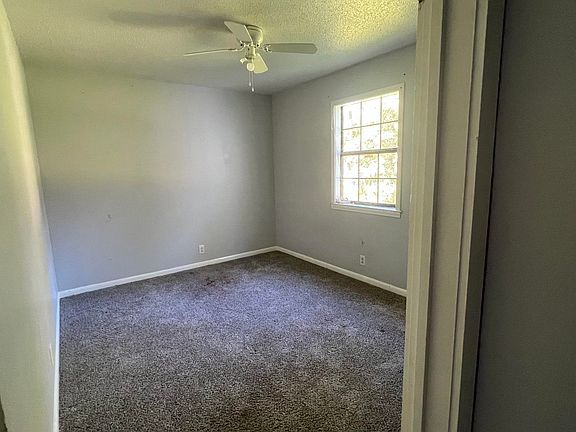 2nd image of 208 N Johnson St