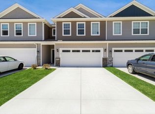 3220 NW Greenwood St, Ankeny, IA 50023
