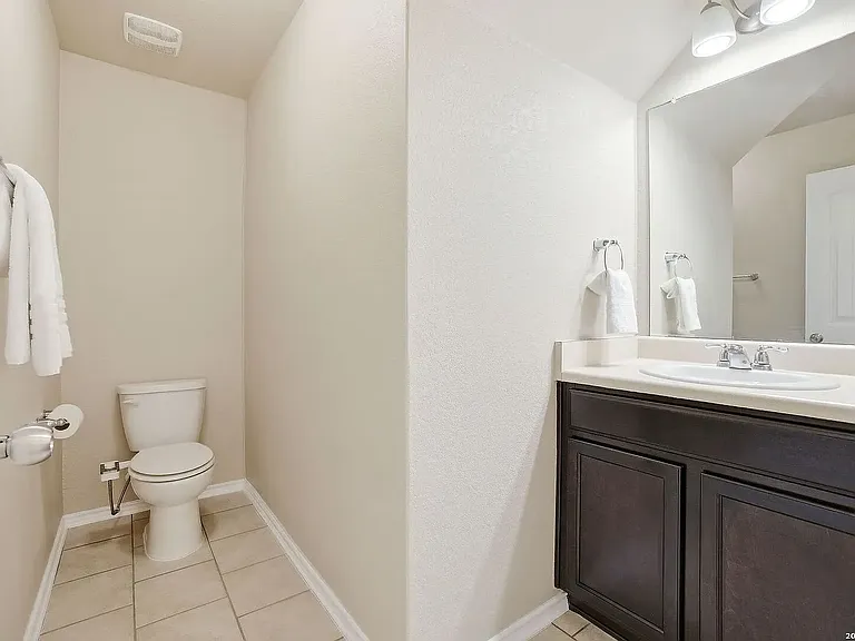 8826 Palmetto Fls — Photo 16