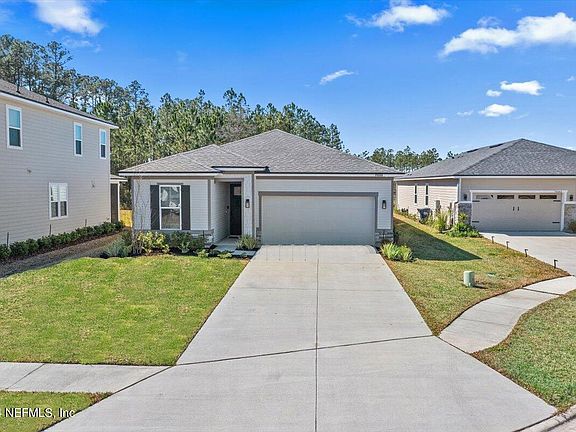3rd image of 75555 CLOVERWOOD Court