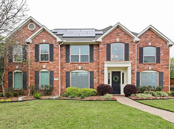3rd image of 2517 Millington Dr
