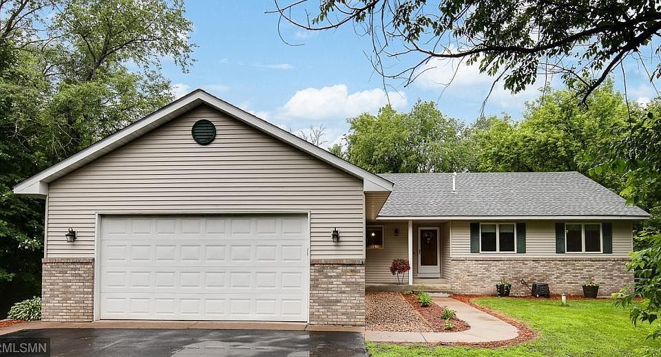 1st image of 29692 Pine Oak Ln