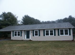230 County Dr NE, Christiansburg, VA 24073