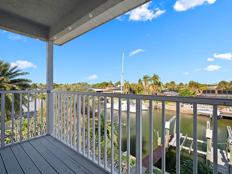 1013 Apollo Beach Blvd — Photo 16
