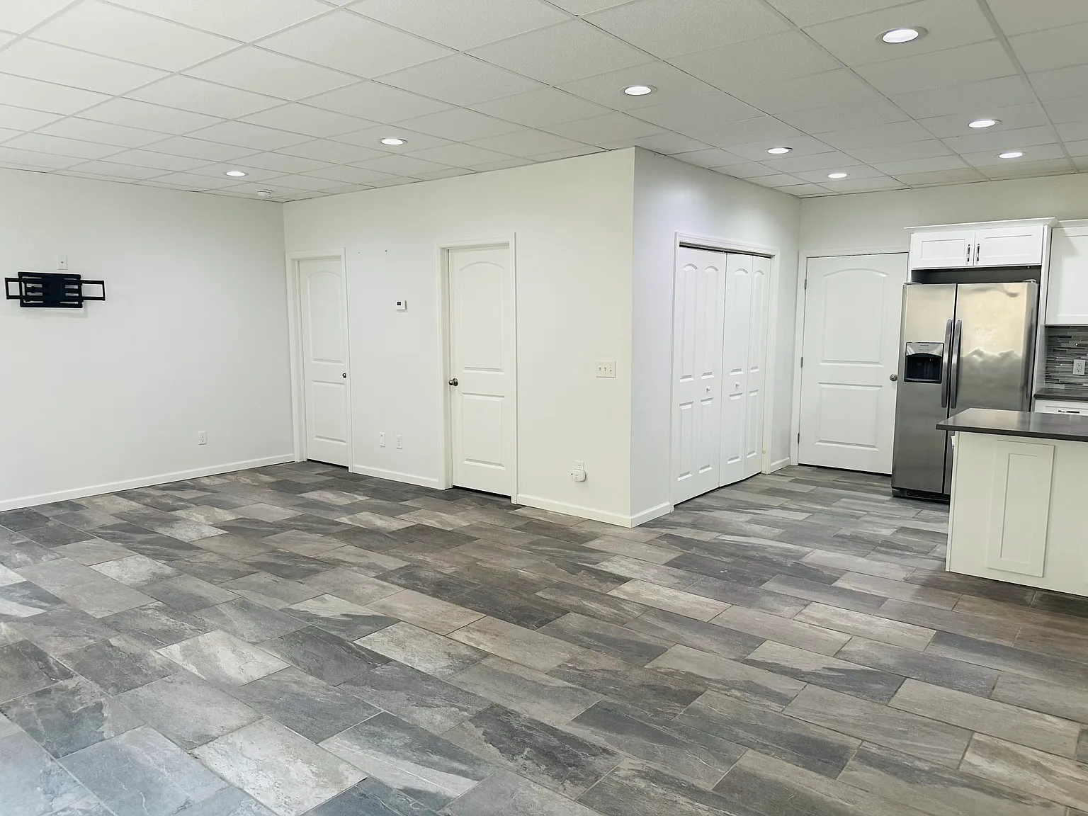 1 bed, 1000 sqft, $2,700 — Photo 2
