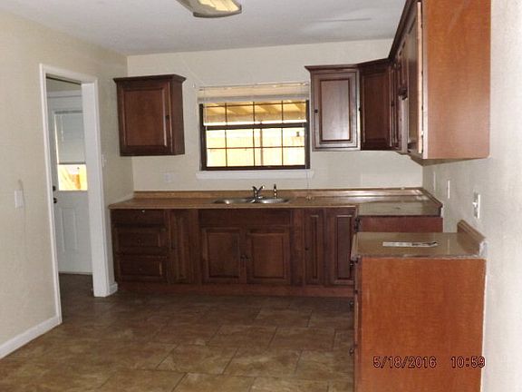 4th image of 3302 W Louisiana Ave