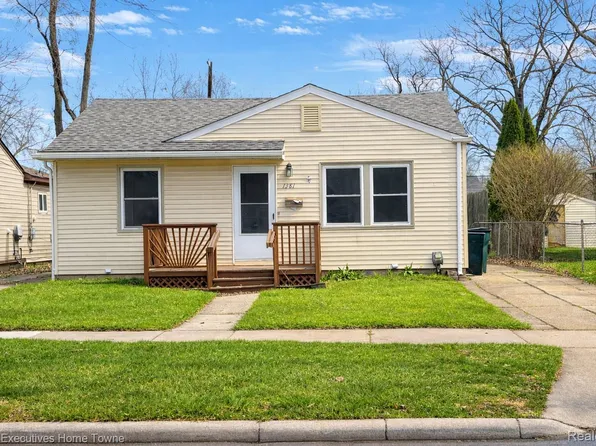 1381 E Chesterfield St, Ferndale, MI 48220