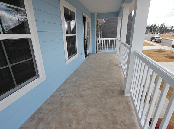4th image of 845 Leyland Ln