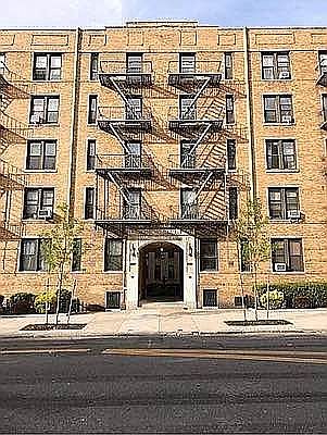 zillow apartments for sale astoria ny