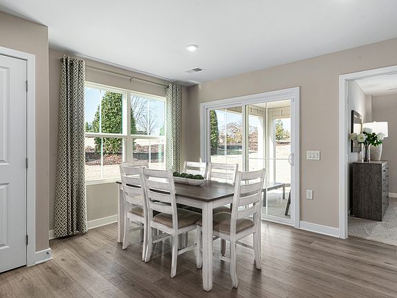 Move-In Ready Nassau Cove End Unit