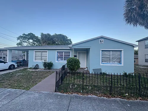 1110 N Sapodilla Ave Photo 1
