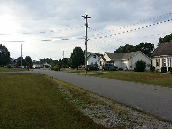 4th image of 6059 Lee Ave