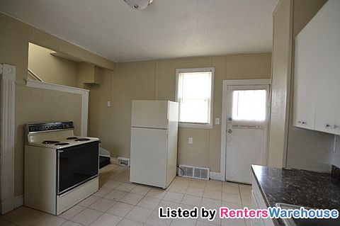4th image of 525 Splitlog Ave