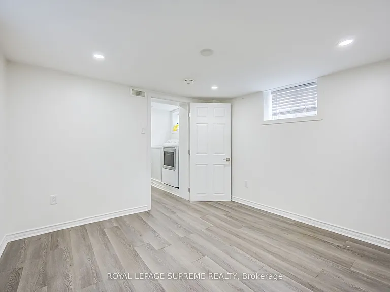 27 Dalrymple Dr — Photo 20