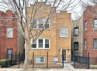 3045 W Addison St #3, Chicago, IL 60618