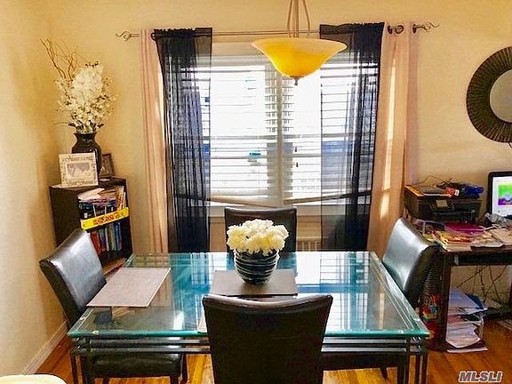 2nd image of 2924 Healy Ave