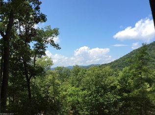 174 Woodburn Dr, Swannanoa, NC 28778