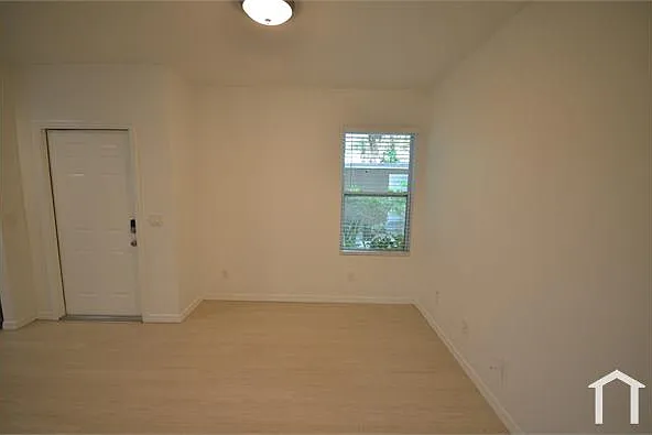 3303 Armstrong Ct — Photo 14