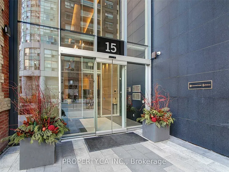 15 Grenville St #4704 — Photo 25