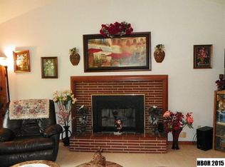 1414 Sycamore Dr, Findlay, OH 45840