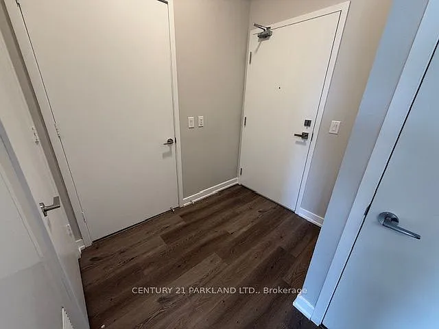 10 Deerlick Ct #204 — Photo 18