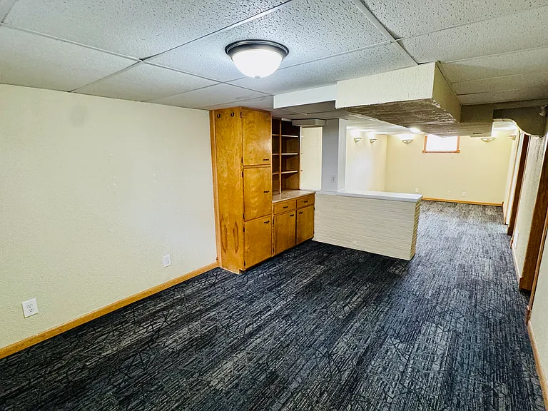 3929 Lakeview Dr — Photo 17