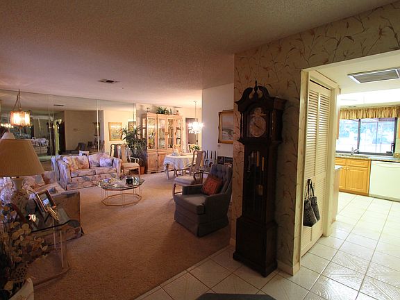 2nd image of 1720 SE 15th St