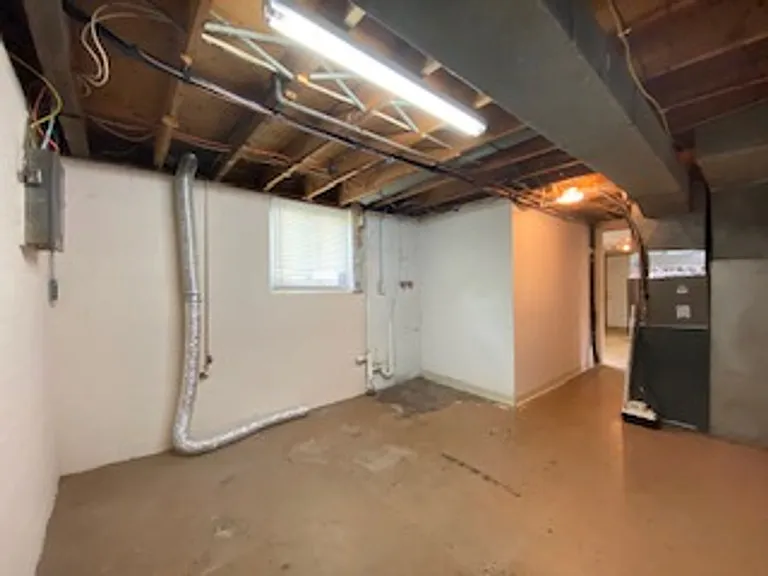 2637 Frances Ave — Photo 28