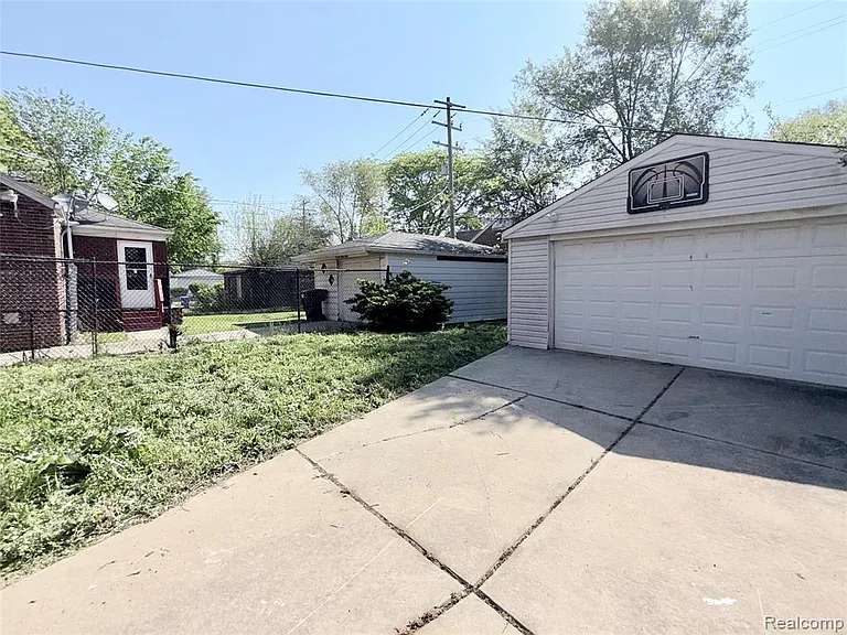 10630 Whitehill St — Photo 19