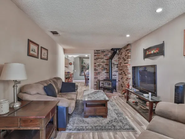 483 Ridgecrest Ct, Placerville, CA 95667