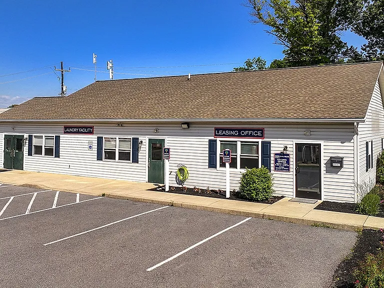 Leasing Office