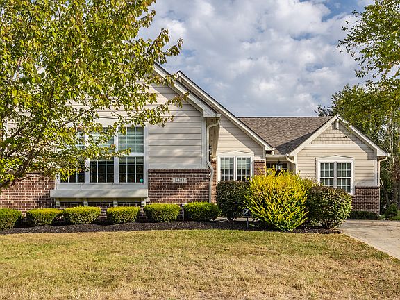 2nd image of 12244 Leewood Ct