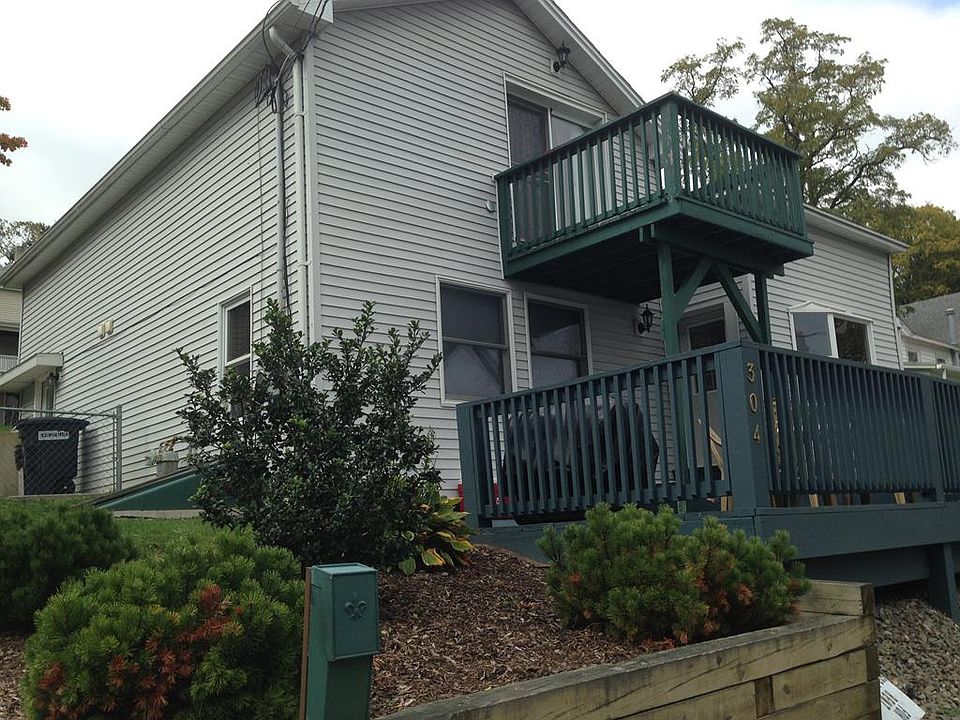 1st image of 304 N Monroe St