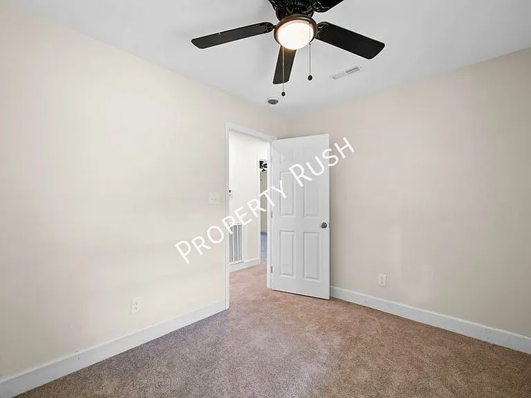 321 Whitmire Cir — Photo 25
