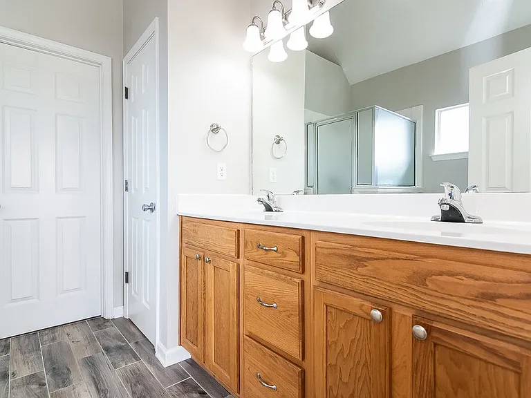 5820 Lillian Bend Dr — Photo 6