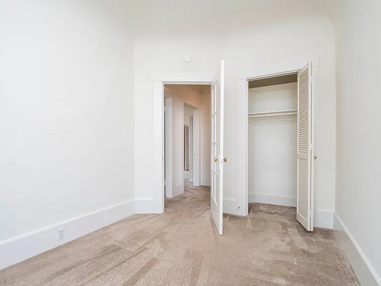 2306 Union St — Photo 10