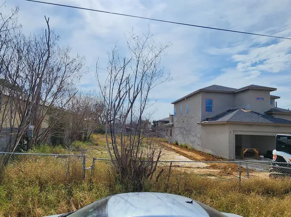 903 Cortez St, Laredo, TX 78040