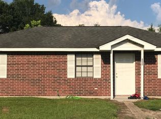 185 Merlin St, Vidor, TX 77662