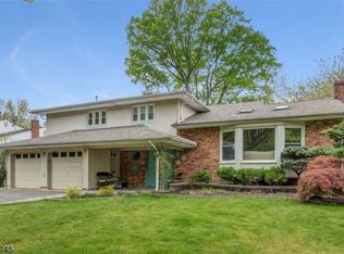 39 Smithfield Dr, Springfield, NJ 07081