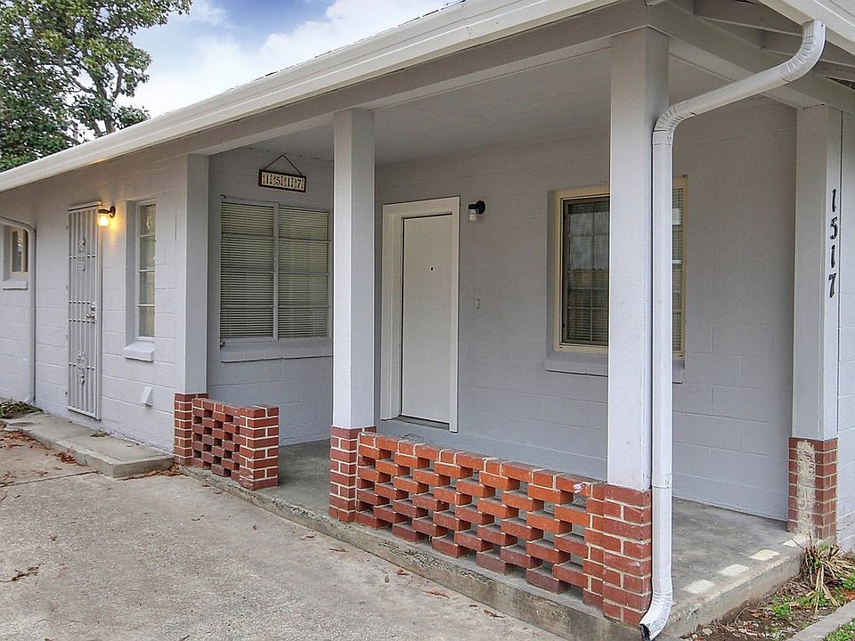 1st image of 1517 Los Robles Blvd
