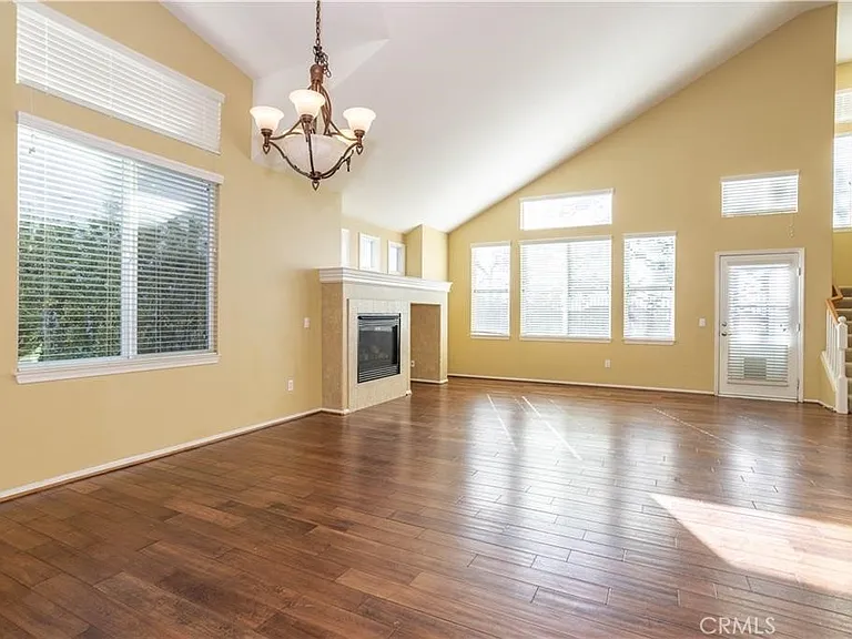 19932 Oakville Ct — Photo 2