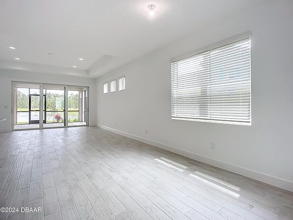 3rd image of 799 Margaritaville Ave