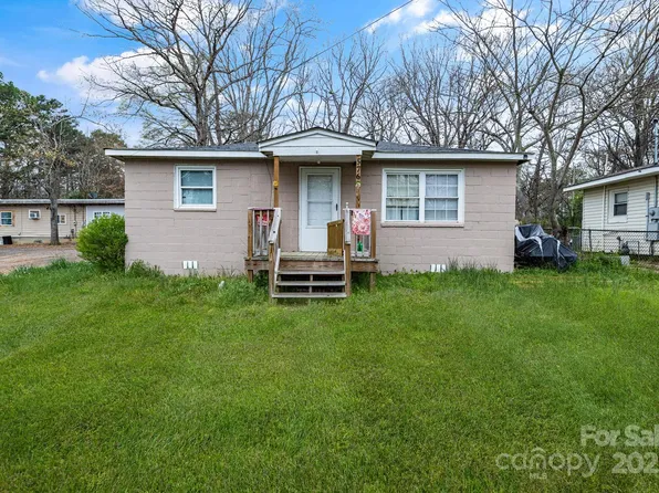 576 Washington Ln, Albemarle, NC 28001