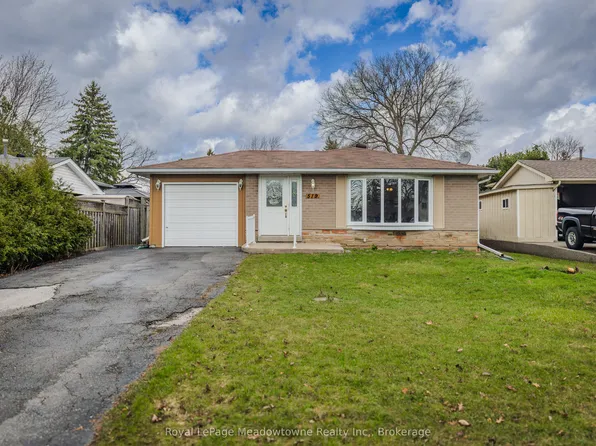 519 Nelson Ct, Milton, ON L9T 3A7