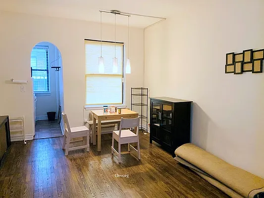 Rented by Corcoran | media 8